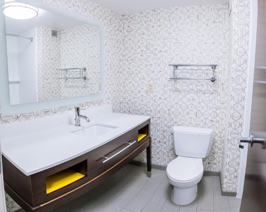 Holiday Inn Hotel & Suites Stockbridge-Atlanta I-75 By Ihg Esterno foto