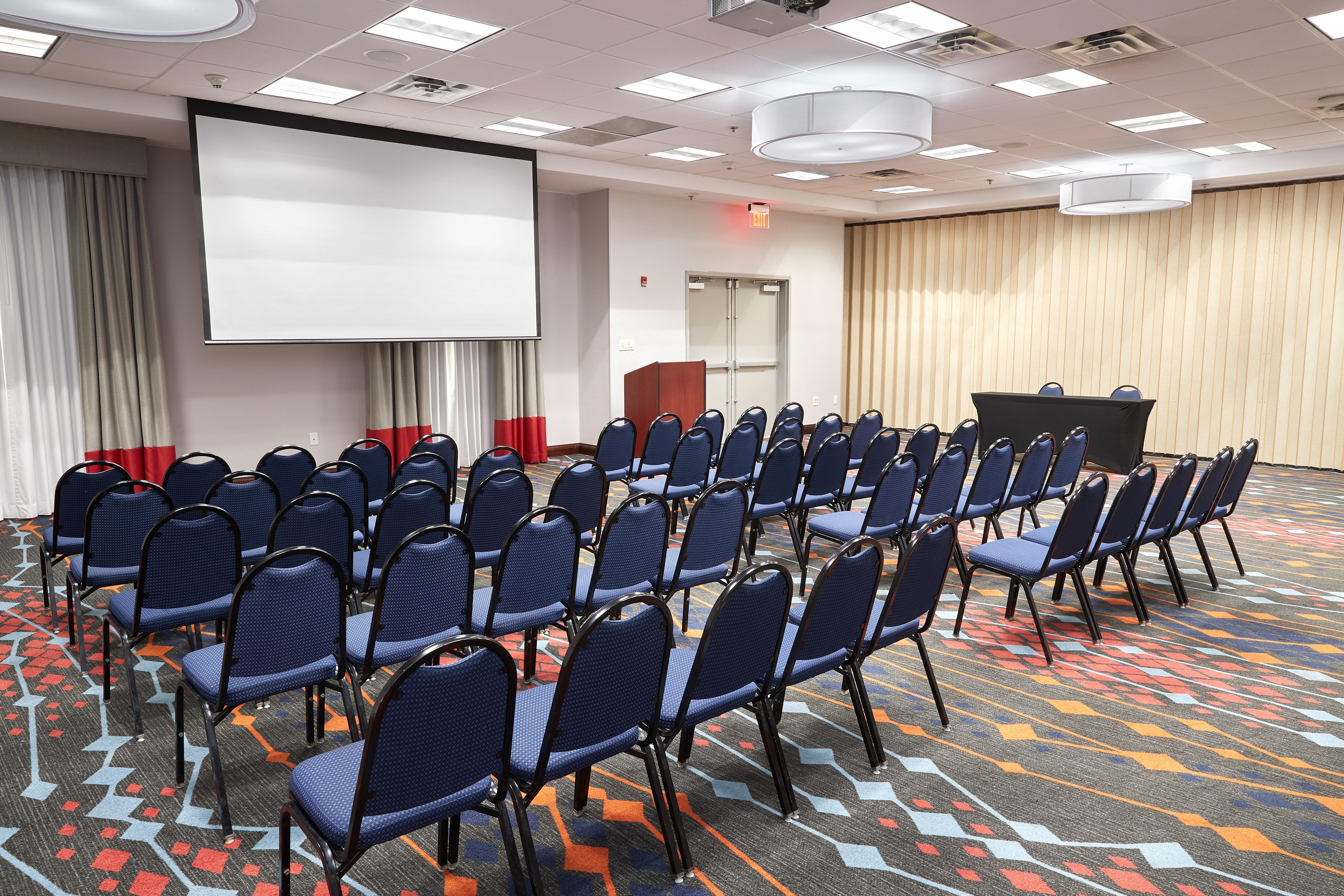 Holiday Inn Hotel & Suites Stockbridge-Atlanta I-75 By Ihg Esterno foto
